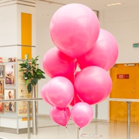 Фонтан разнокалиберных шаров